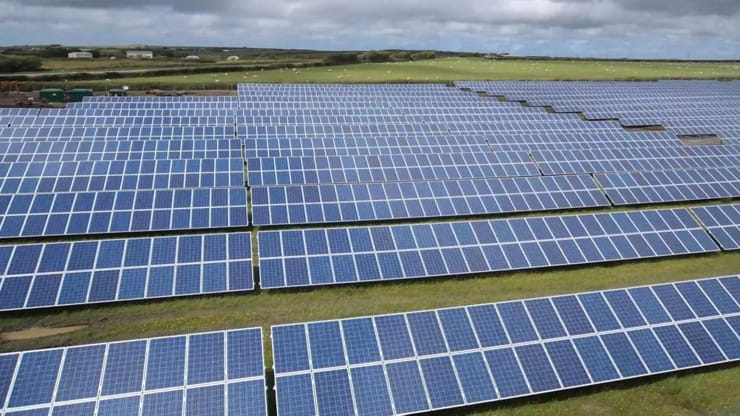 invertir en parques solares